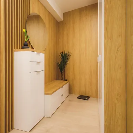 Διαμέρισμα Stayprime 1 Centrum, Free Parking 2x, Free Wifi, Self Check-in Μπάνσκα Μπίστριτσα